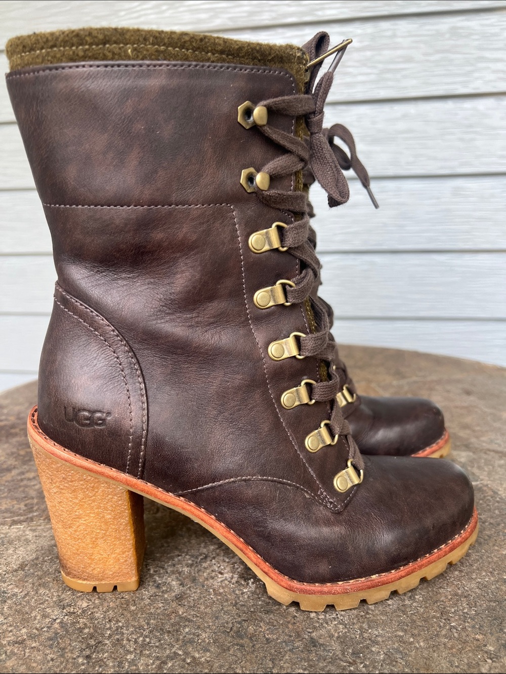 UGG Fabrice Brown Leather Lace Up Heeled Lug Sole Boots Women’s Size 8